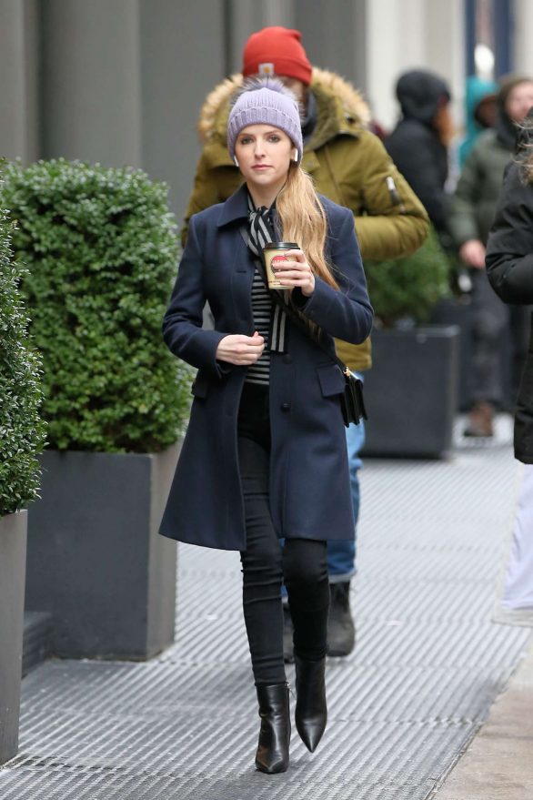 Anna Kendrick - Filming 'Love Life' Set in New York City