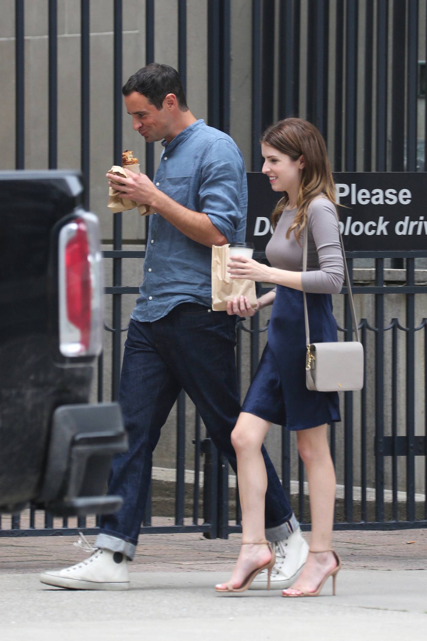 Anna Kendrick 2021 : Anna Kendrick – With Charlie Carrick on Set Filming Alice, Darling in Toronto-08