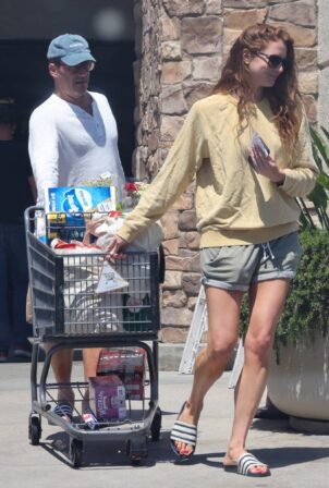 Anna Osceola - Pictured at Gelson's Market in Los Feliz