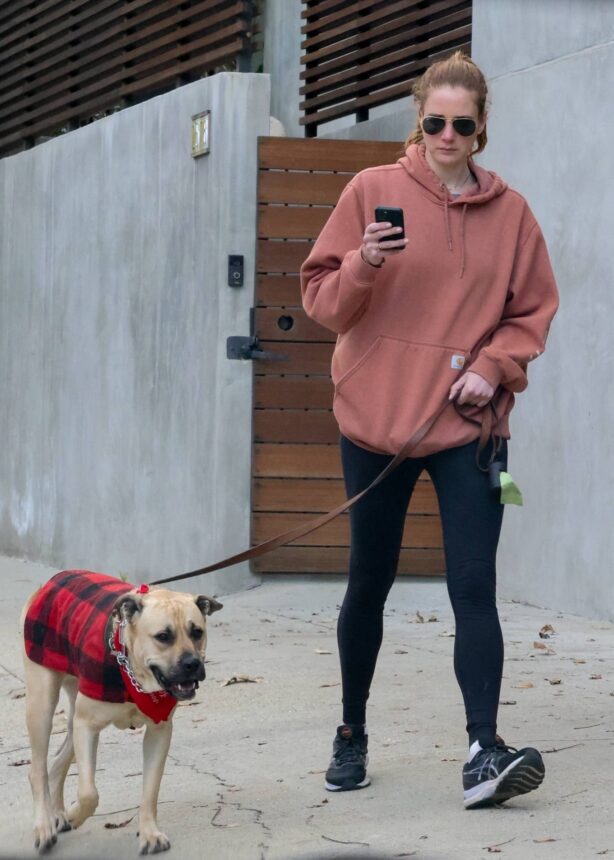 Anna Osceola - Walk with her dog near her home in Los Angeles