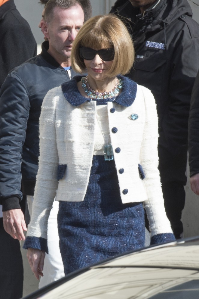 Anna Wintour - Leaves the Chanel Fashion Show 2016 in Paris
