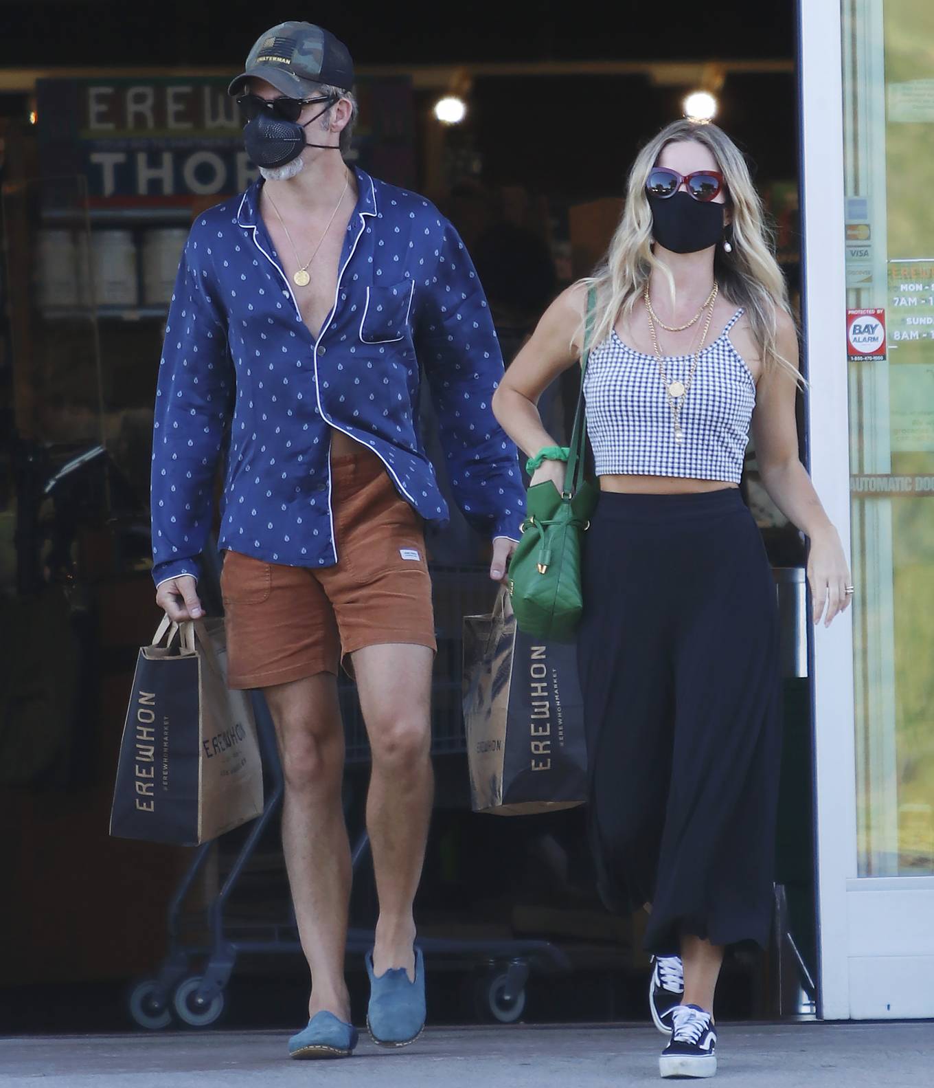 Annabelle Wallis and Chris Pine – Shopping in Los Angeles