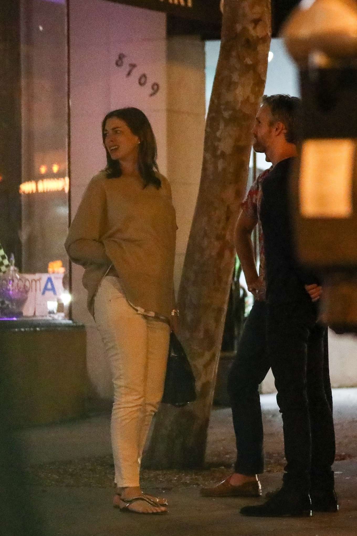 Anne Hathaway at Jinpachi Sushi Restaurant in West Hollywood