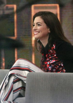 Anne Hathaway At Today Show In New York