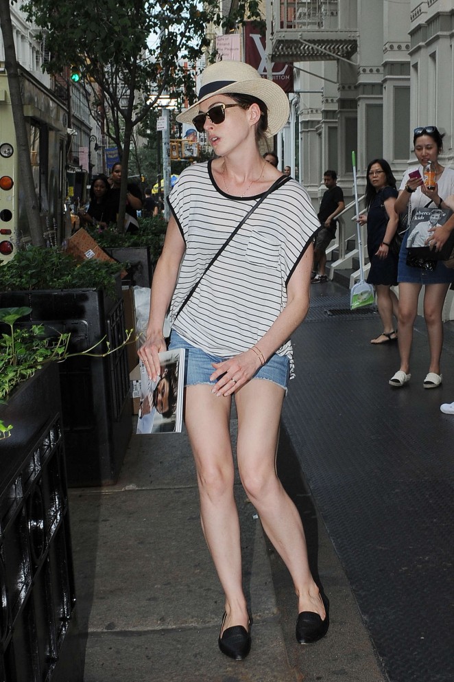 Anne Hathaway in Jeans Shorts Out in NYC