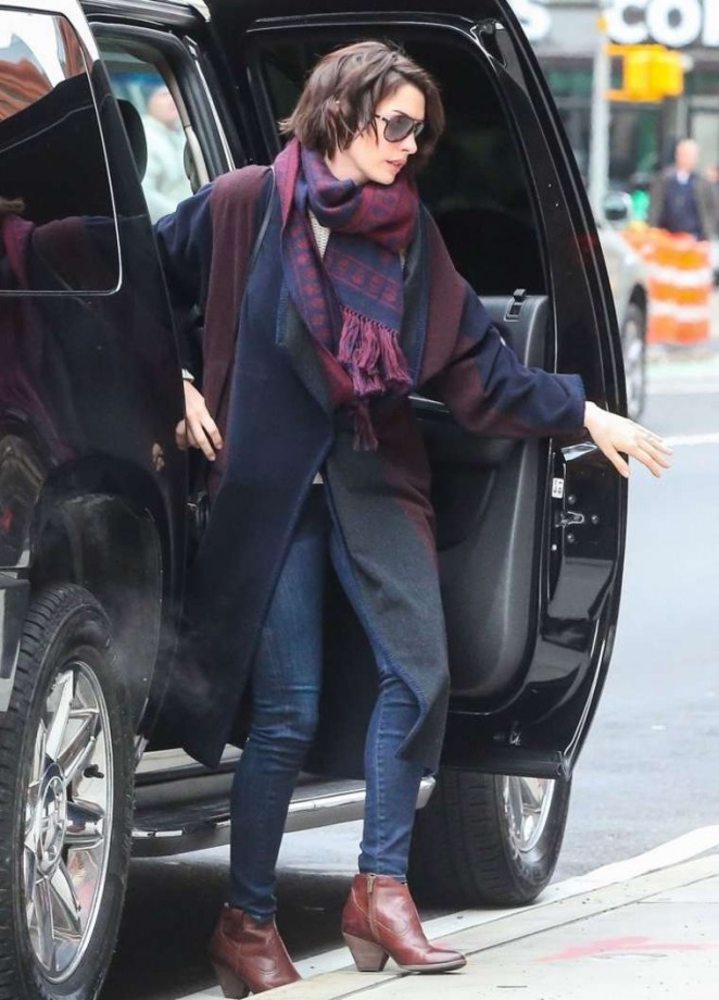 Anne Hathaway in Jeans out in NYC