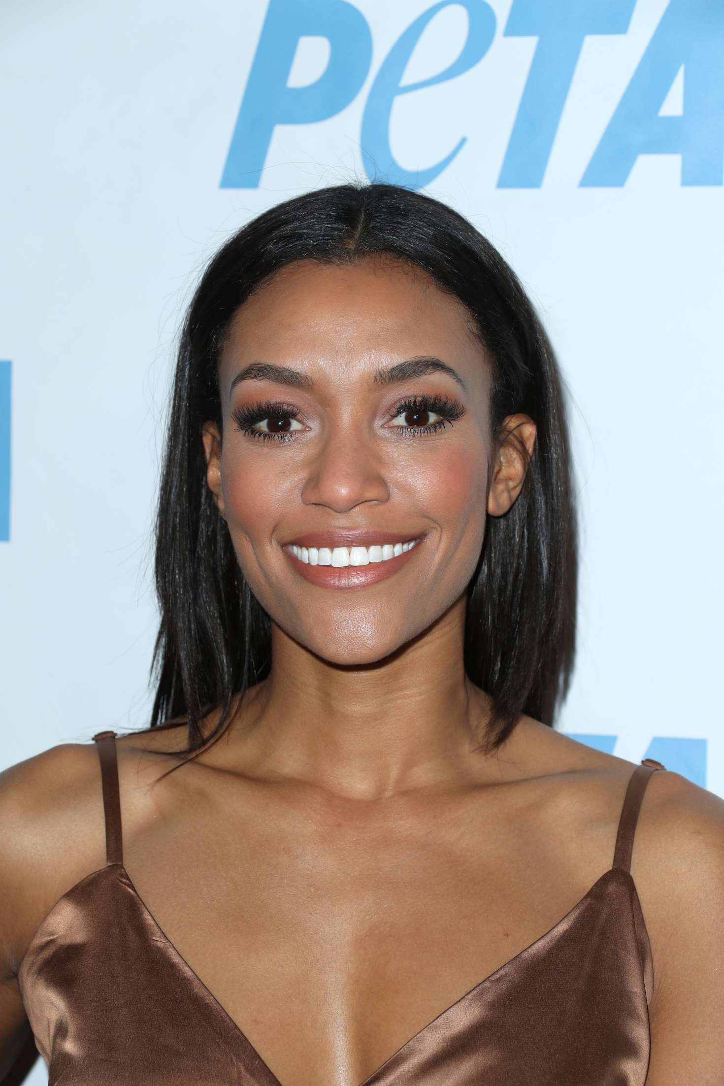 Annie Ilonzeh 2016 : Annie Ilonzeh: Launch Opening Night of PETAs Naked Amb...