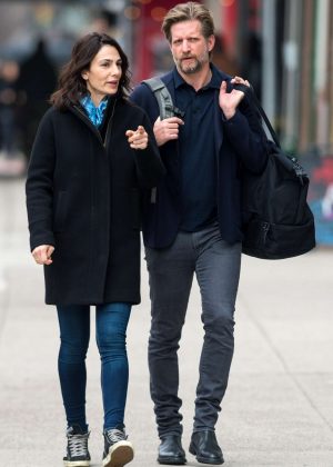 Annie Parisse and Paul Sparks out in NYC