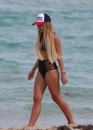 Anya Taylor-Joy - Bikini candids at A Beach In Miami