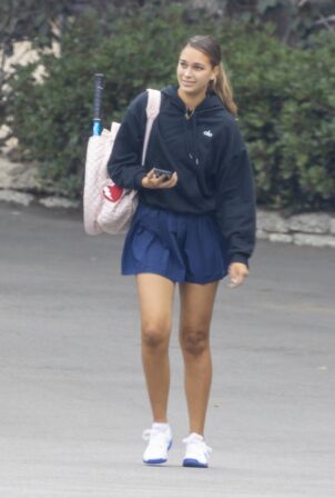 April Love Geary - Arrives at a local tennis court in Malibu