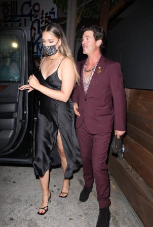 April Love Geary - Dinner candids at Craig's in West Hollywood