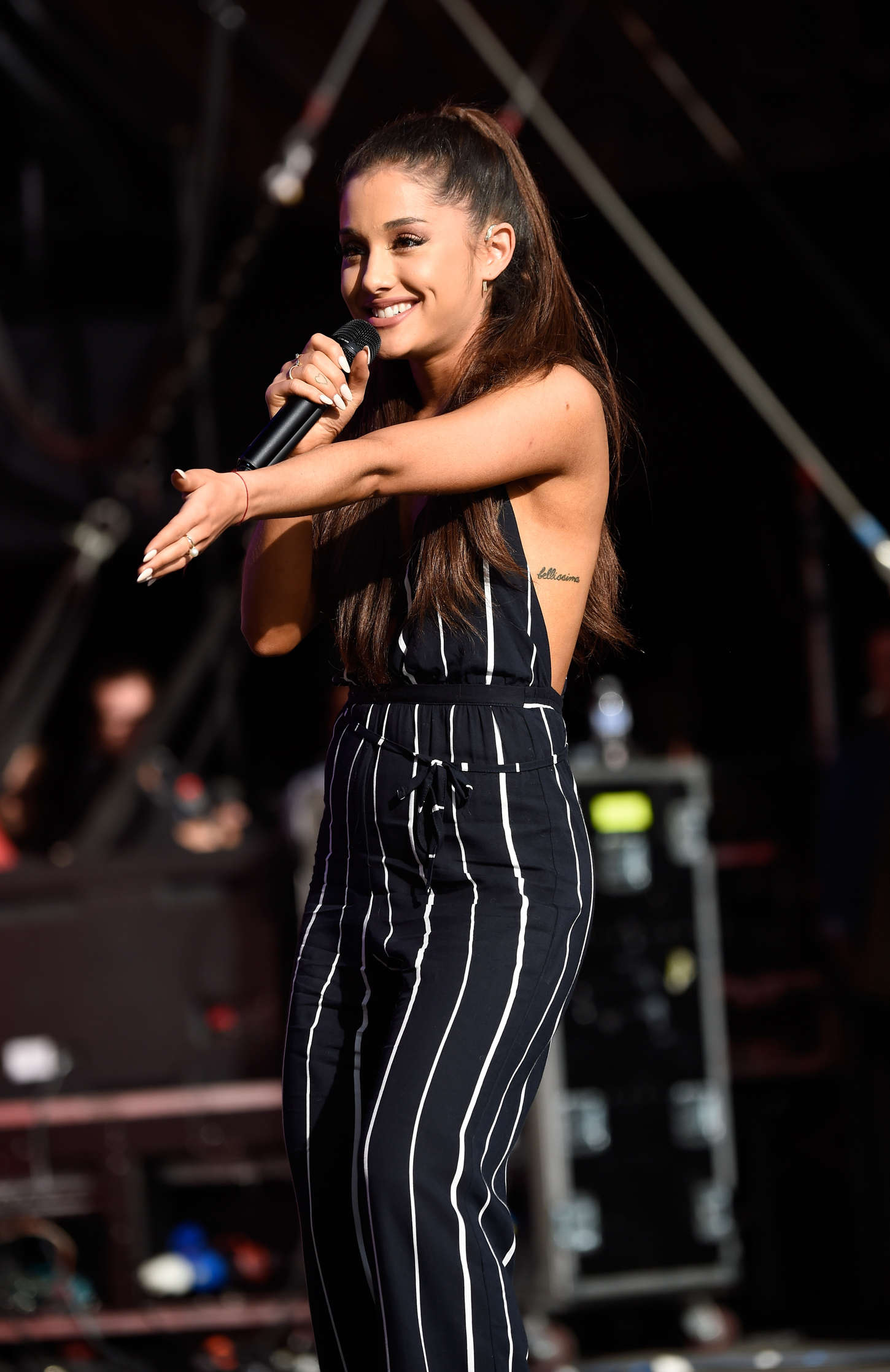 Ariana Grande: 2015 Global Citizen Festival -07 | GotCeleb