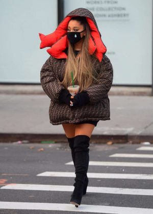 Ariana Grande - Out in New York