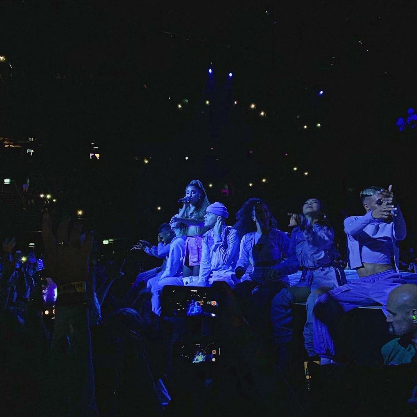 Ariana Grande â€“ Performing live Sweetener World Tour in Amsterdam