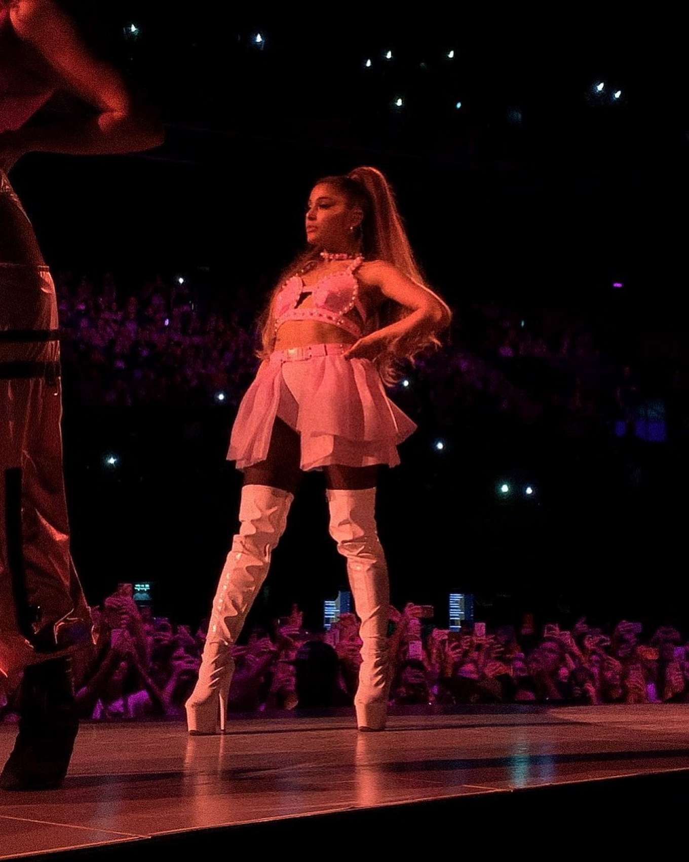 Ariana Grande â€“ Performing live Sweetener World Tour in Amsterdam