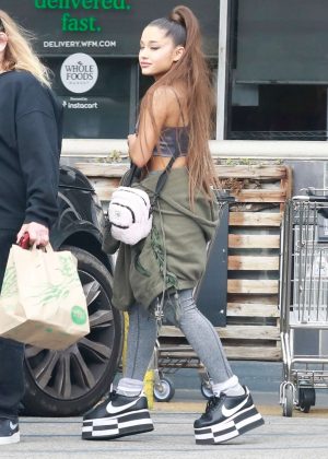 Ariana Grande - Shopping at Whole Foods in West Hollywood