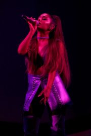 Ariana Grande - Sweetener World Tour in London
