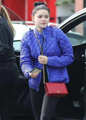 Ariel Winter - Arriving at a hair salon in West Hollywood