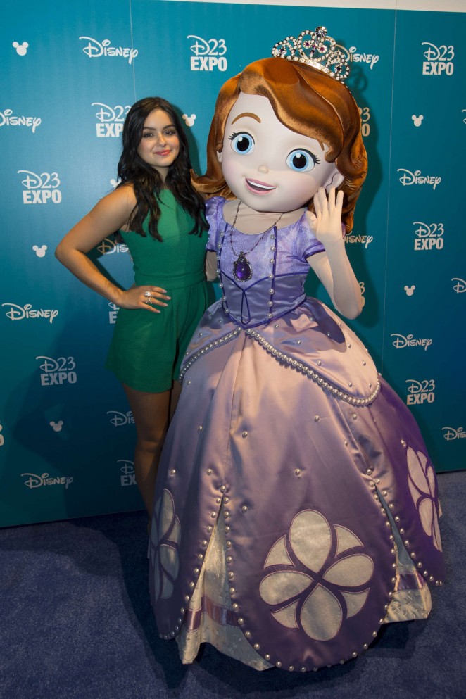 Ariel Winter - Disney D23 Expo in Anaheim