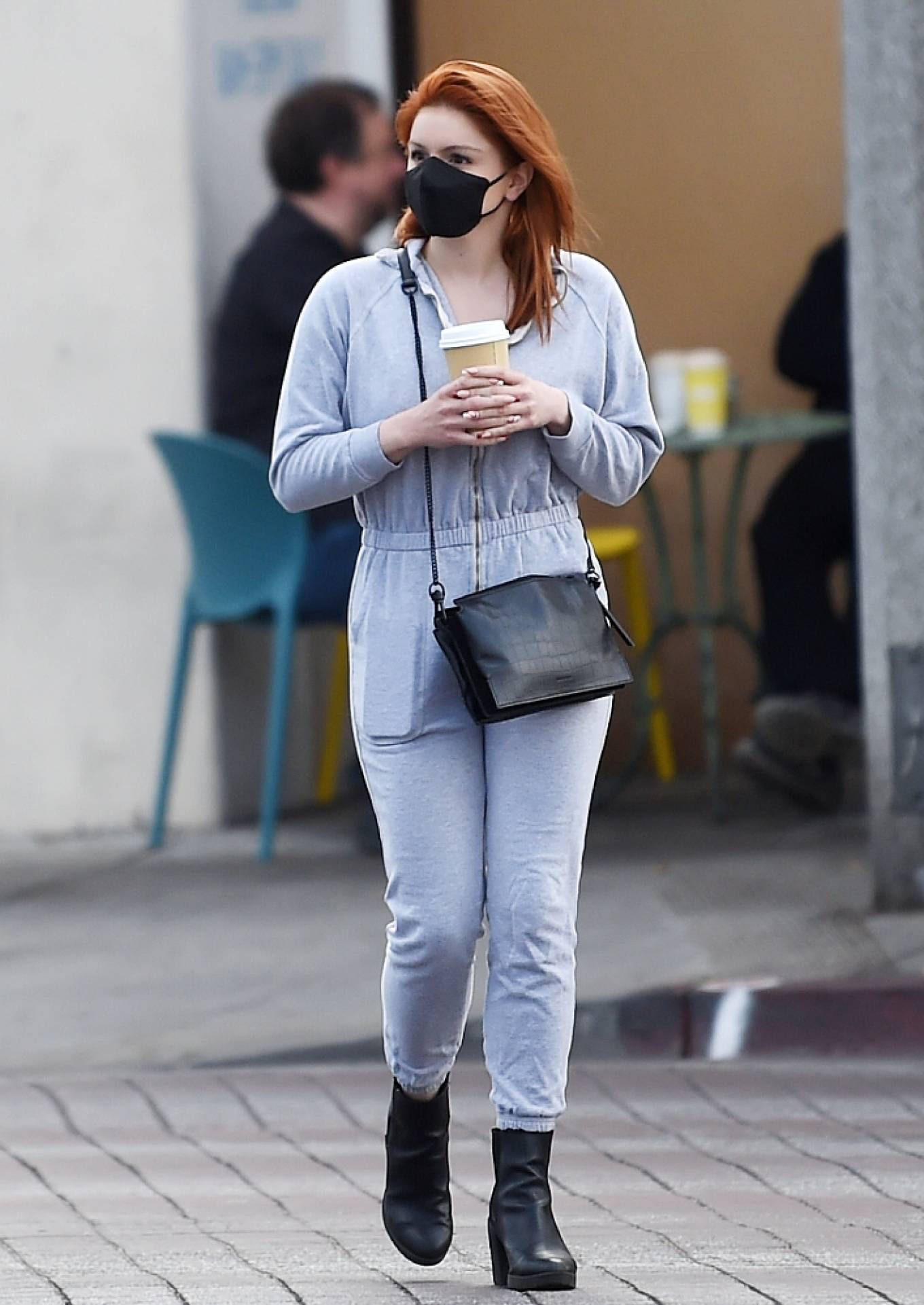 Ariel Winter 2021 : Ariel Winter – Grabs a cup of coffee in West Hollywood-18