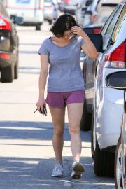 Ariel Winter in Shorts - Outside Papyrus in Studio City