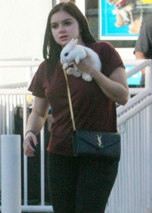 Ariel Winter - Leaving a Petco Store with a cute baby bunny in LA
