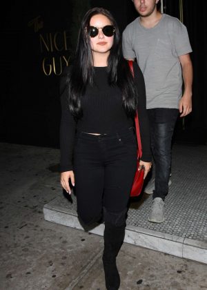 Ariel Winter - Leaving the Nice Guy Club in West Hollywood
