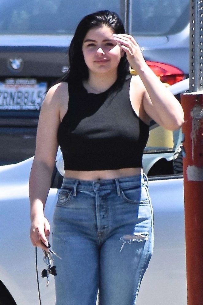 Ariel Winter - Out and about in Los Angeles