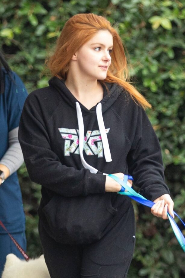 Ariel Winter - pictured picking up her dogs from the groomer in Los Angeles