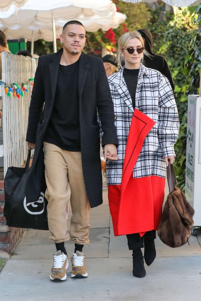 Ashlee Simpson and Evan Ross - Leaving The Ivy in West Hollywood
