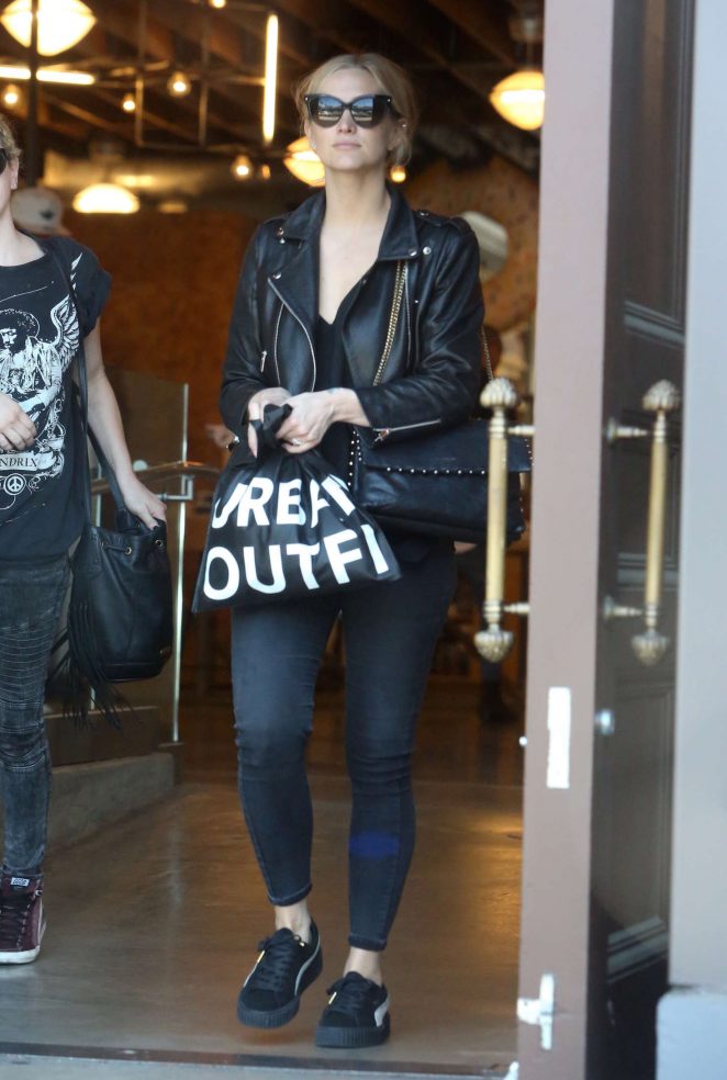 Ashlee Simpson at Urban Outfitters Store in Los Angeles