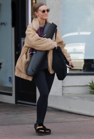 Ashlee Simpson - Going to gym in Los Angeles