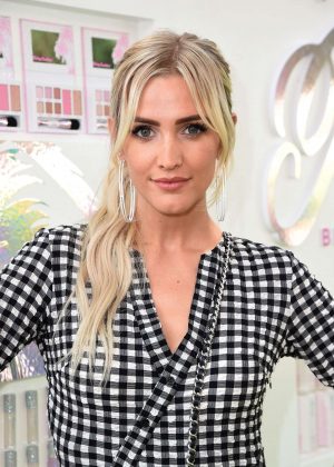 Ashlee Simpson - 'Petite n Pretty' Event in Beverly Hills