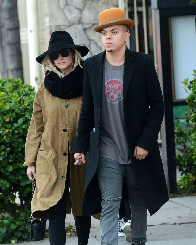 Ashlee Simpson and Evan Ross Shopping in Los Angeles