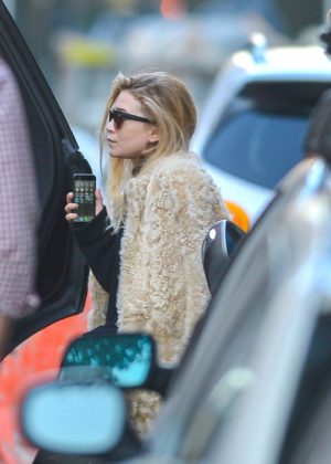 Ashley and Mary-Kate Olsen out in New York City