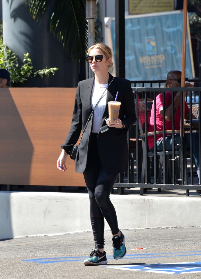 Ashley Benson at a Coffee Bean in Los Angeles
