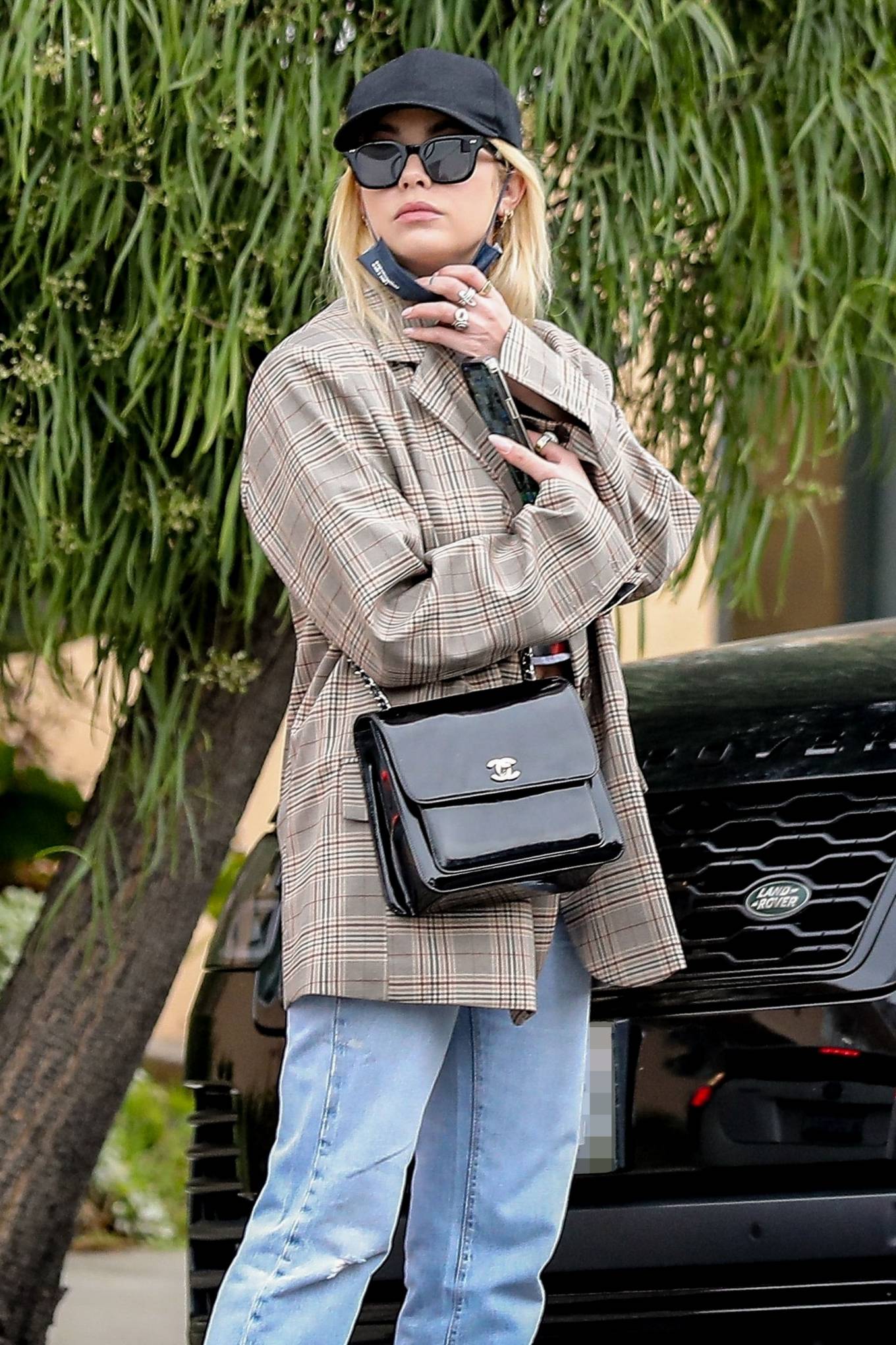 Ashley Benson - Seen at a lunch at Joan's On Third in Studio City