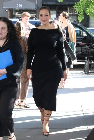 Ashley Graham - 2023 Future Of Fashion celebration and honors in New York