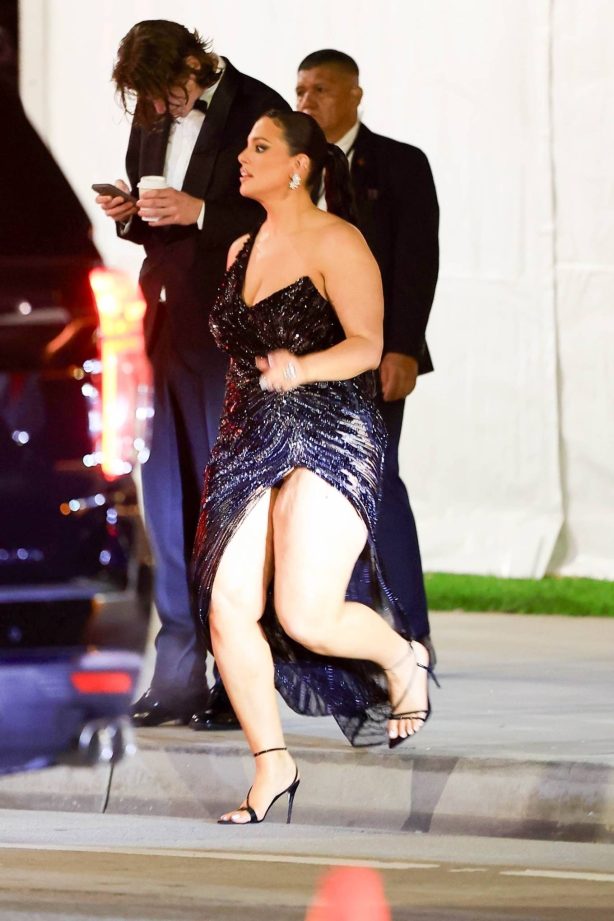 Ashley Graham - Leaving Vanity Fair Oscar Party in Beverly Hills