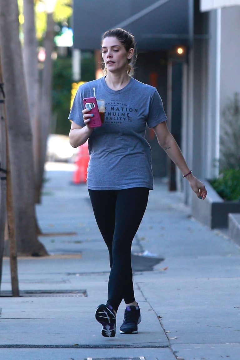 Index of /wp-content/uploads/photos/ashley-greene/leaves-her-workout-in ...