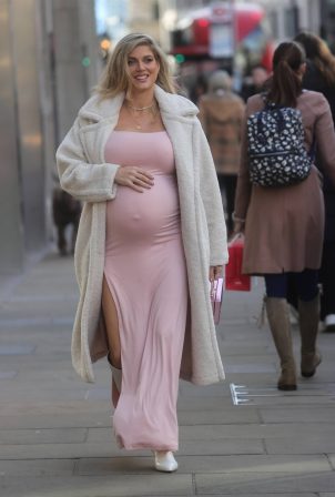 Ashley James - Arriving at her baby shower in London