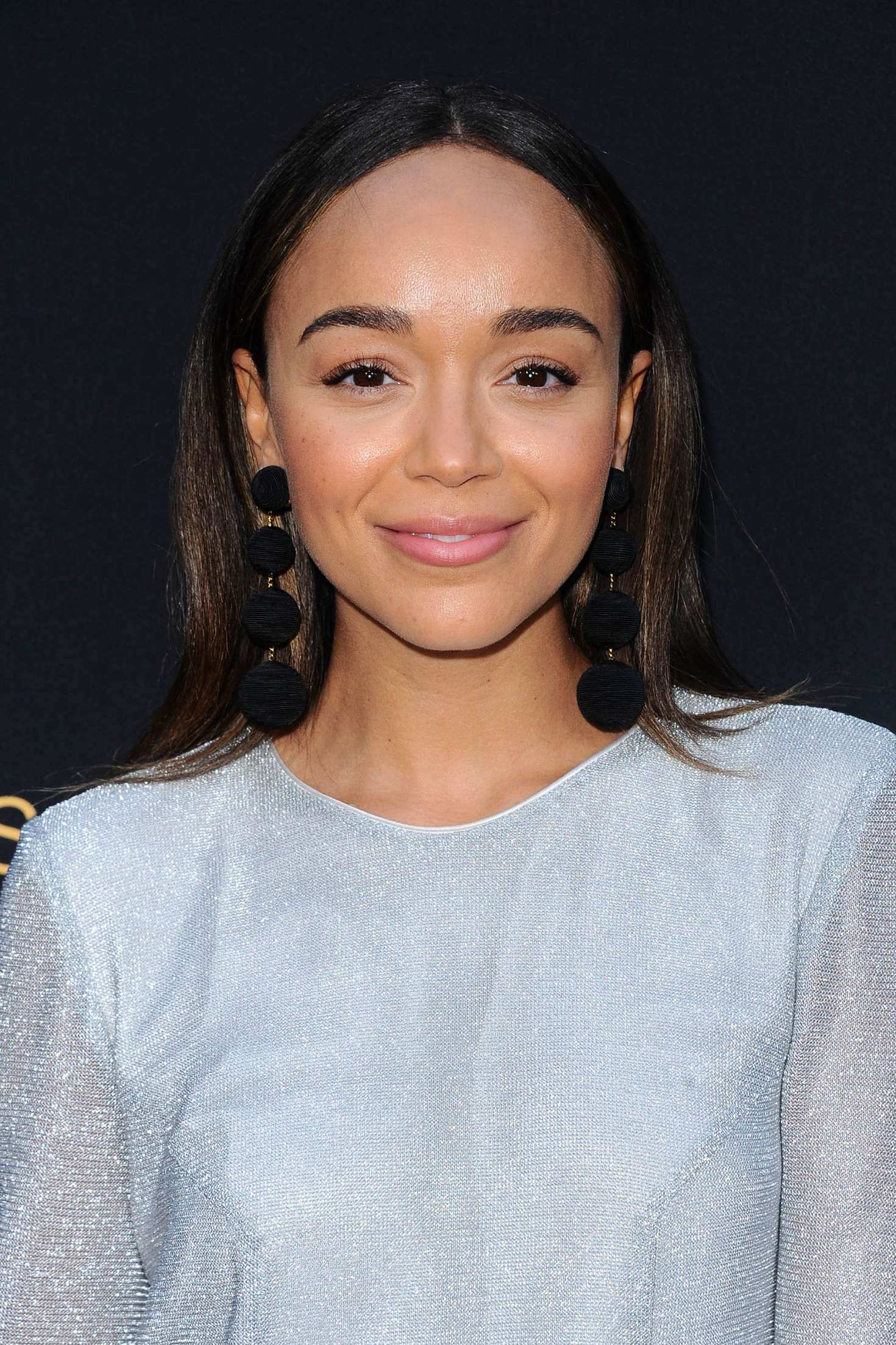 Ashley Madekwe - 'The Zookeeper's Wife' Premiere in Los Angeles
