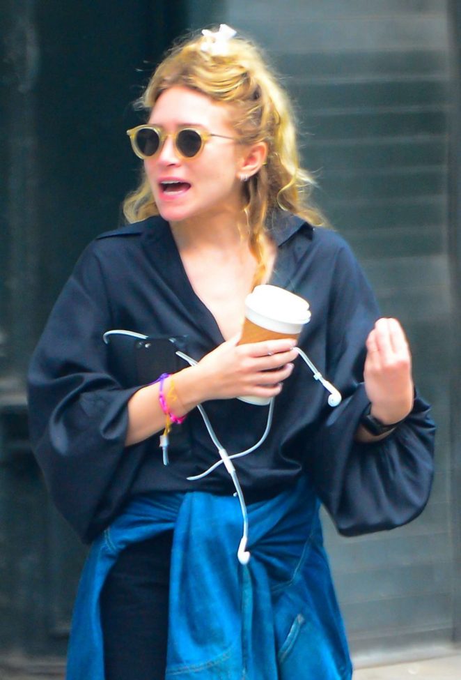 Ashley Olsen - Leaving the gym in NYC