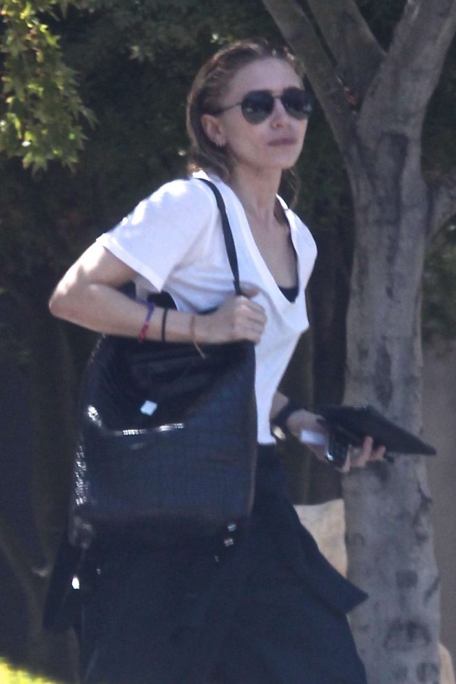 Ashley Olsen - Out in Beverly Hills