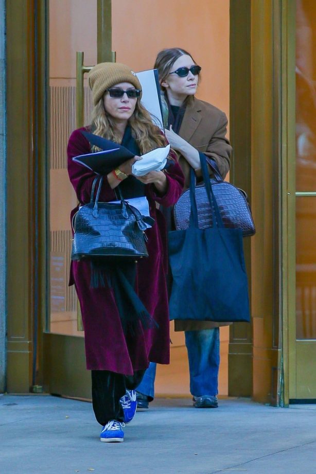 Ashley Olsen - With Mary-Kate Olsen seen together in New York
