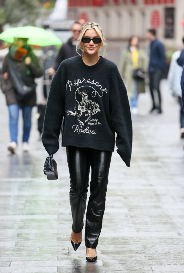 Ashley Roberts - Seen wearing a jumper and leather trousers at Heart radio studios in London
