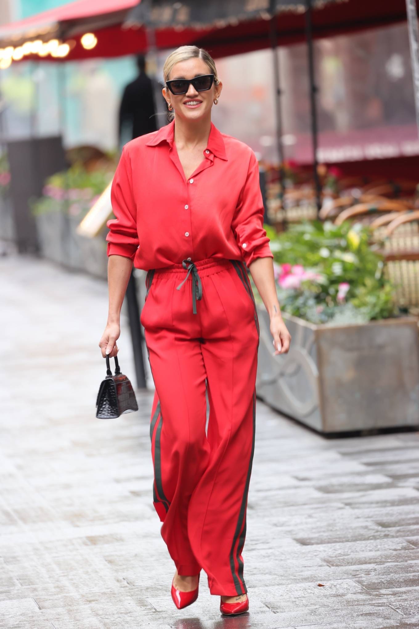 Ashley Roberts 2021 : Ashley Roberts – Steps out from Heart radio in London-14