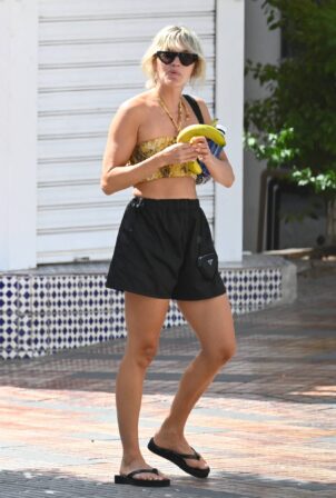 Ashley Roberts - Steps Out in Marbella old town