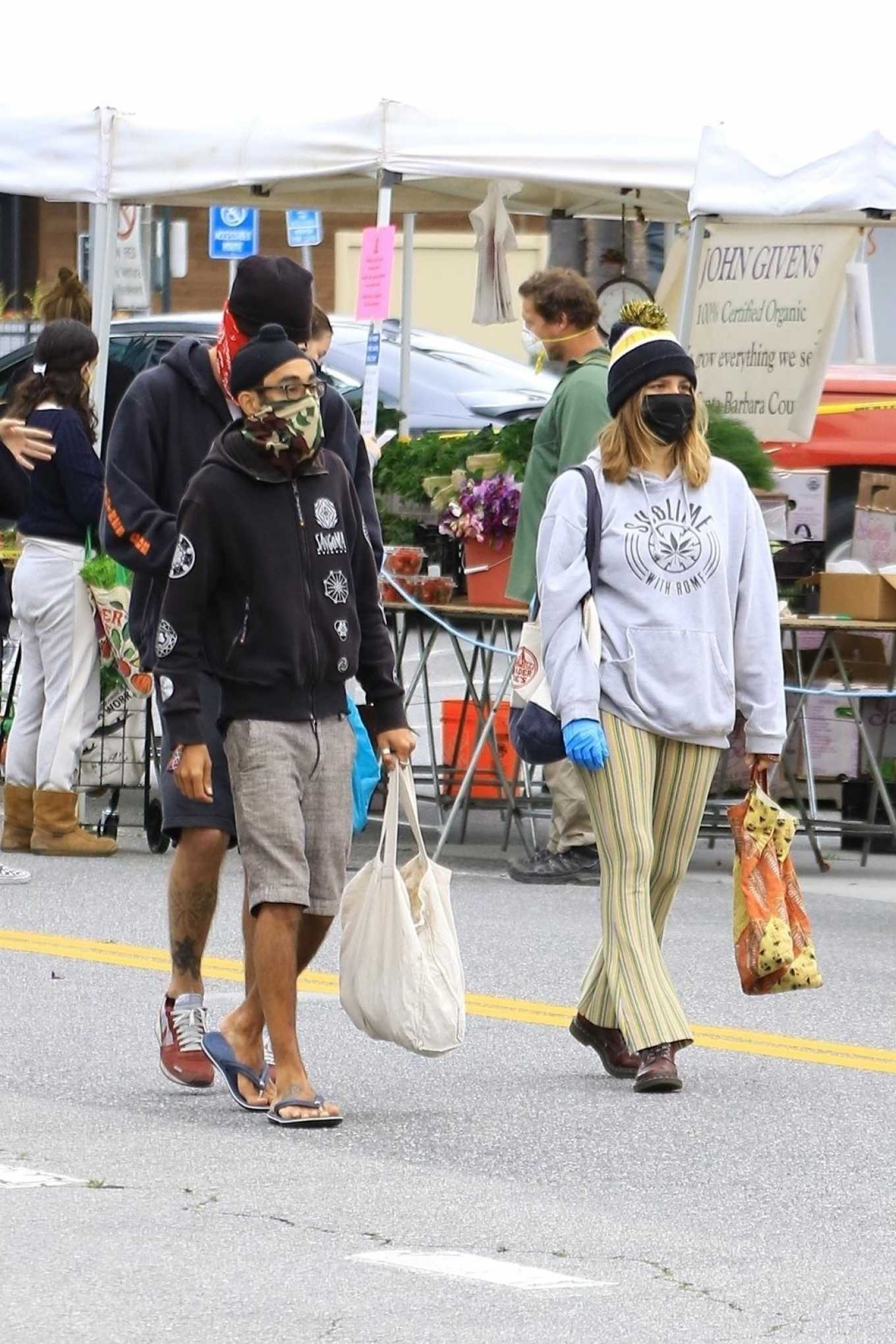 Ashley Tisdale and Christopher French â€“ Shopping candids at the Farmerâ€™s Market