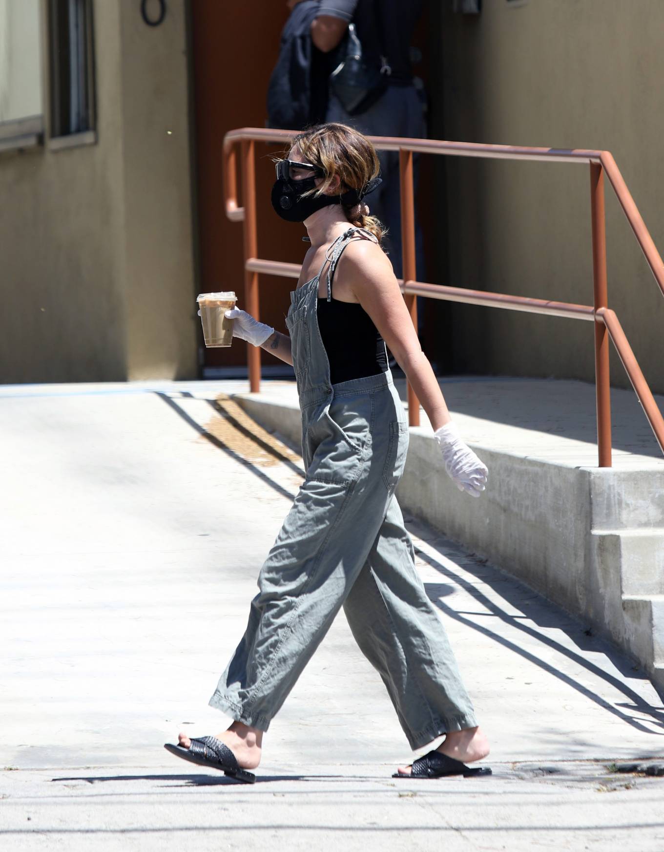 Ashley Tisdale 2020 : Ashley Tisdale – Grabbing a coffee in Los Angeles-11